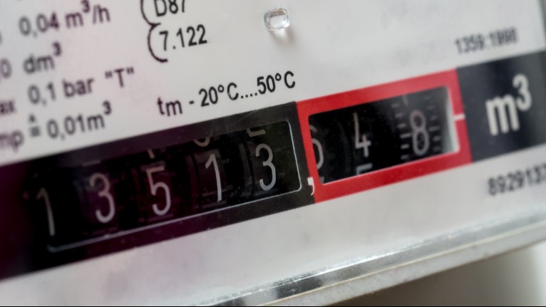 Kiderült a féltve őrzött igazság a magyarországi rezsiárakról: erről minden csekkbefizetőnek tudnia kell