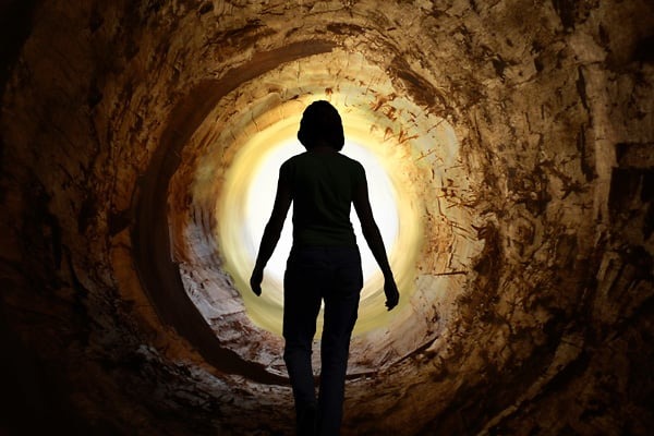 4 jele annak, hogy szeretteink üzennek a túlvilágról!