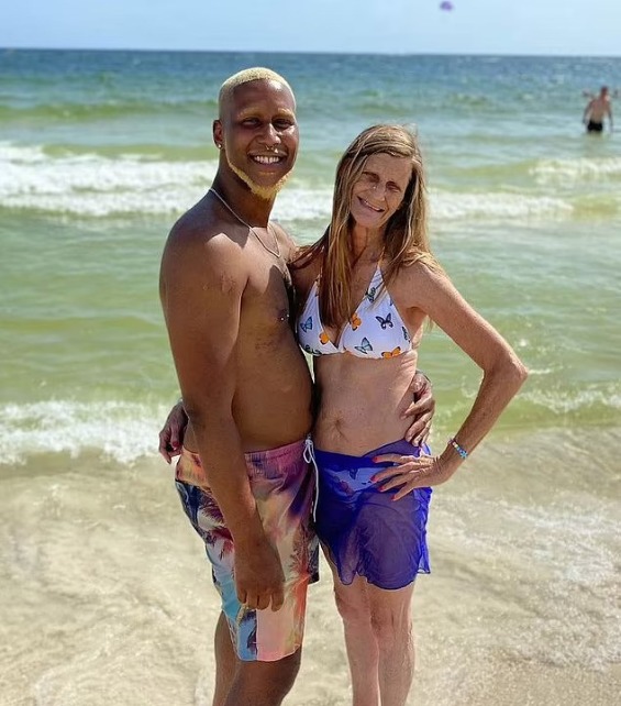 Ez a 63 éves nagymama és a 26 éves párja, babát várnak. Szerintük az életkor csak egy szám.