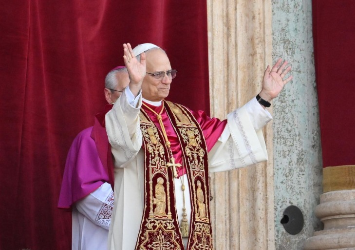 Leó pápa felrúgta EZZEL a szabályokat – Minket magyarokat érint