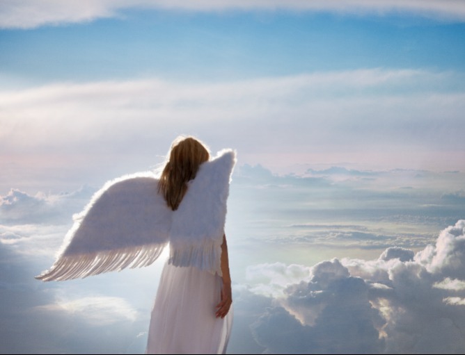 8 jel, hogy az őrangyalod beavatkozik az életedbe!