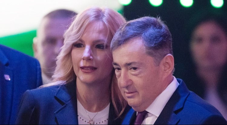 Férje kezét fogva jelentette be a hatalmas örömhírt a meseszép Várkonyi Andrea