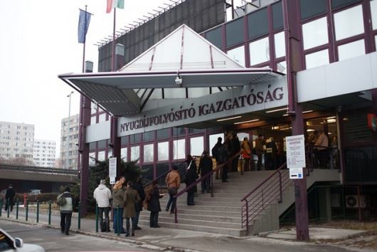 Hölgyek figyelem! Ez is beszámít a 40 éves nyugdíjjogosultságba